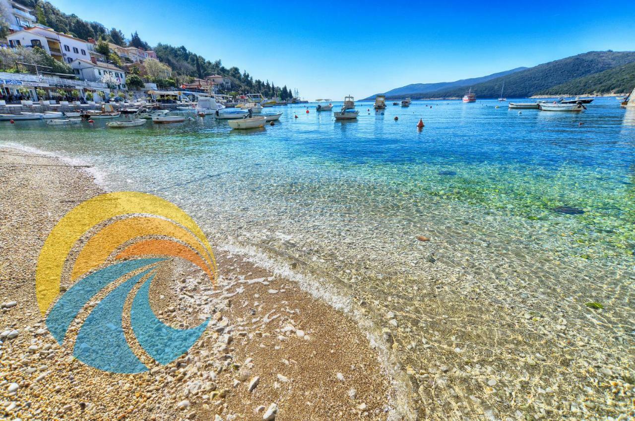Apartment Zeljko 832 Rabac Eksteriør billede